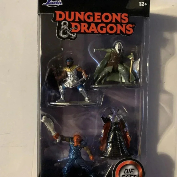 Jada Dungeons & Dragons Nanofigs Collectibles Toy Figures - Set of 4 - Picture 1 of 5